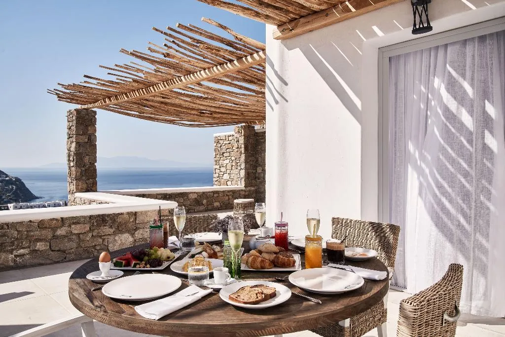 VILLA THREE BEDROOMS WITH PRIVATE POOL Room, Katikies Elia House Mykonos, Mykonos