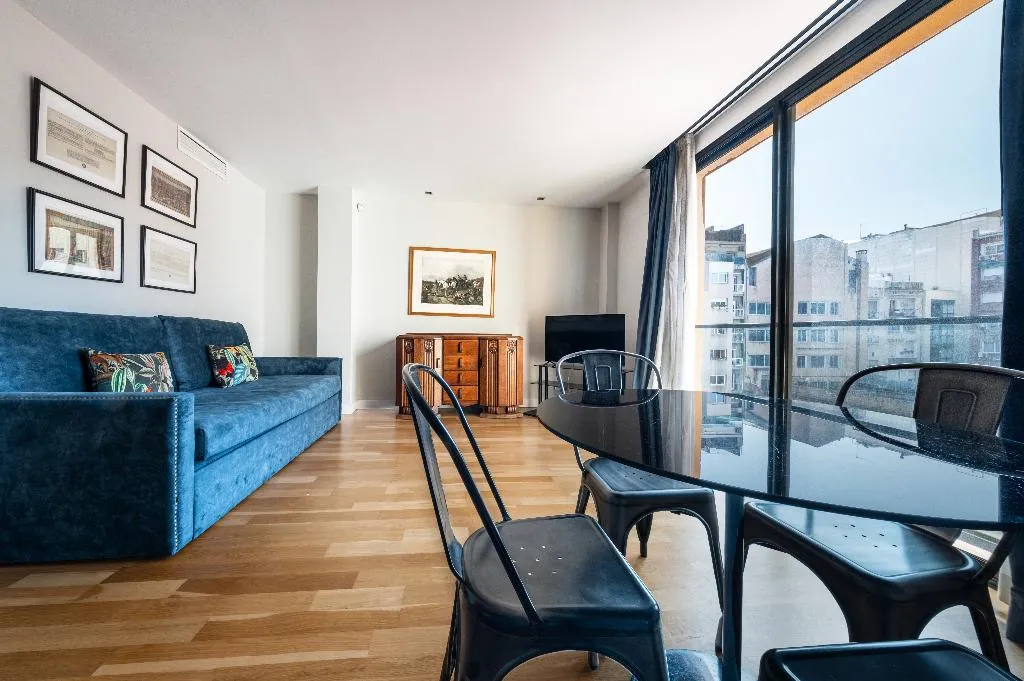 APARTMENT CAPACITY 4 ONE BEDROOM Room, AinB Sagrada Familia Apartments, Barcelona