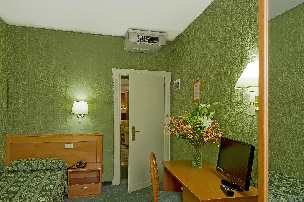 SINGLE STANDARD Room, Spagna, Venice