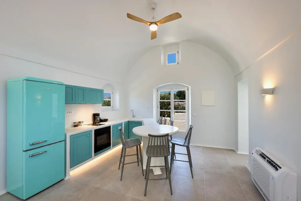 VILLA TWO BEDROOMS WITH PRIVATE POOL Room, Sienna Eco Resort, Santorini