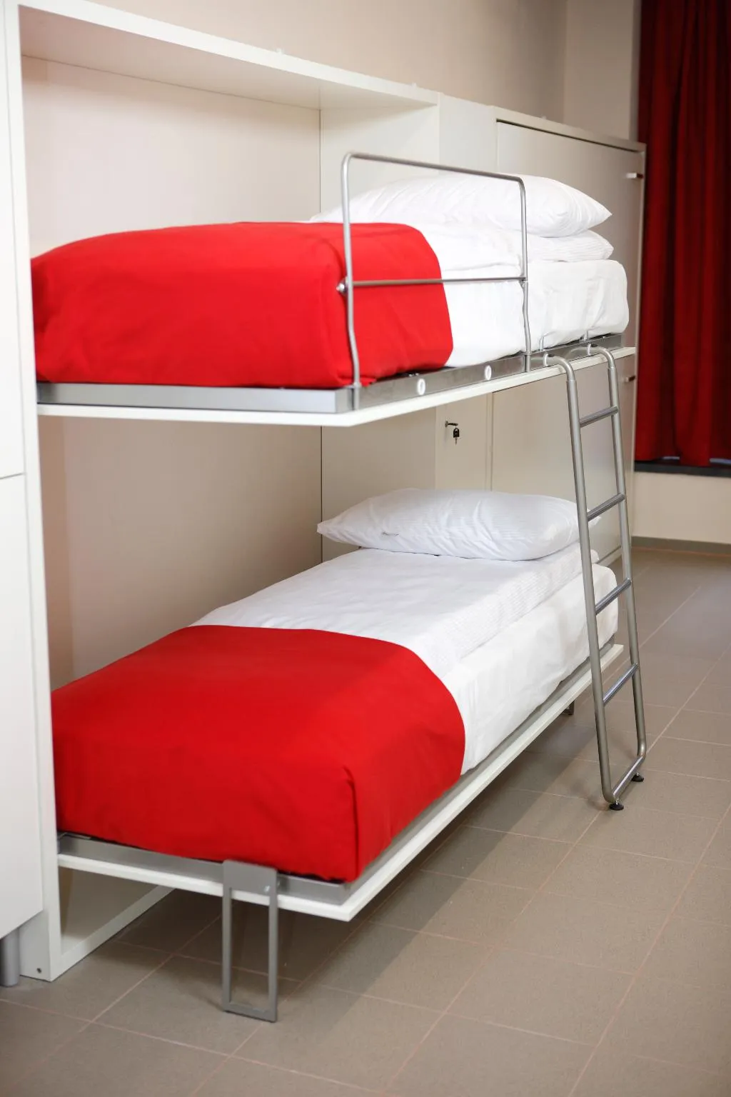 Bed in dormitory CAPACITY 10 Room, City Express Hostel, Krakow