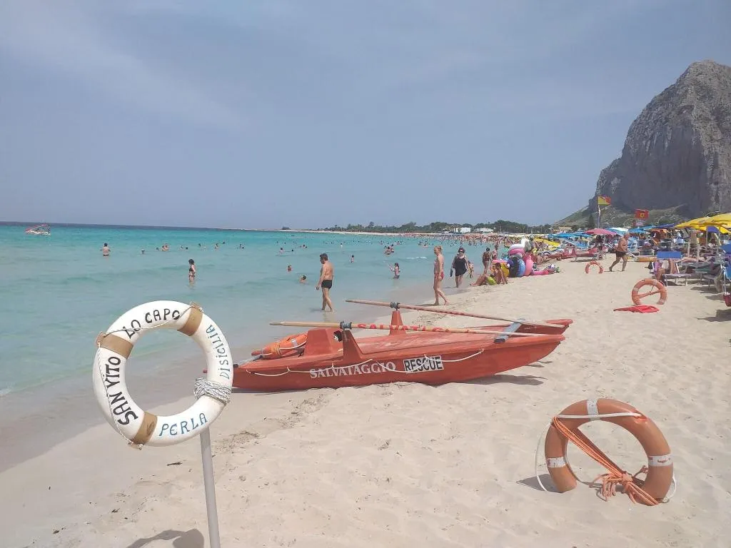 Beach, Sikania, Palermo