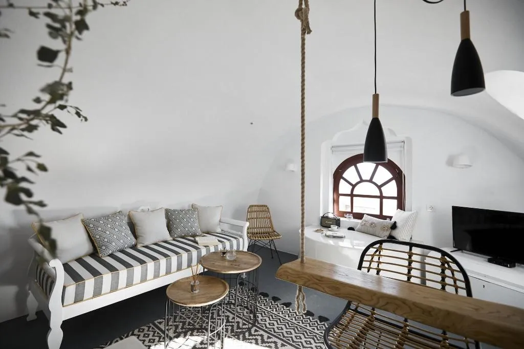 Room, Nano Suites, Santorini