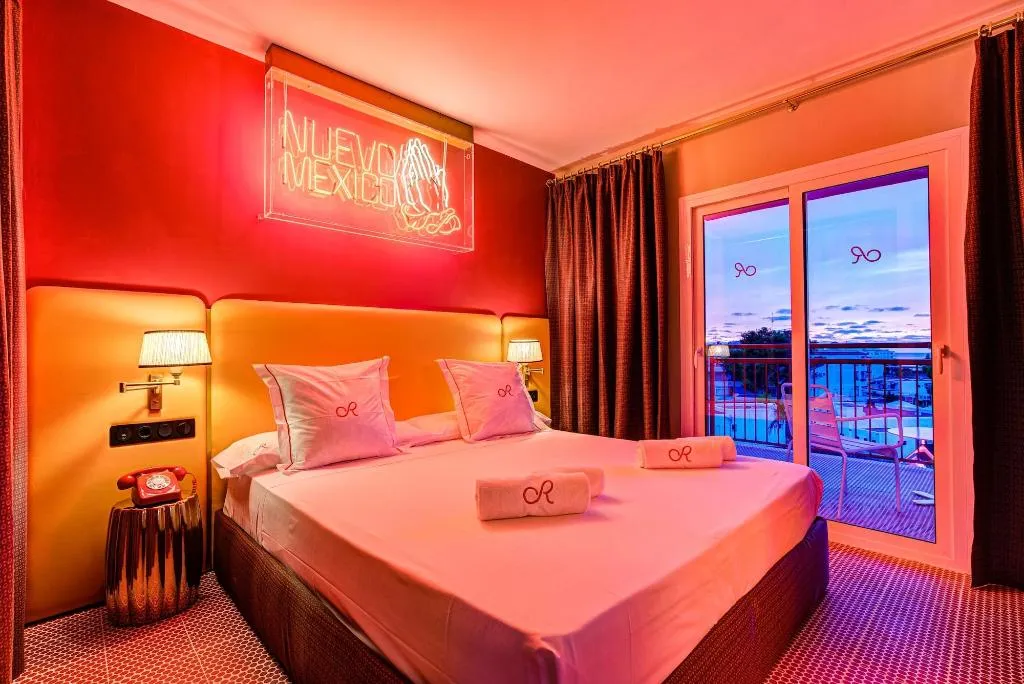 SUITE STANDARD Room, Romeos Ibiza, Ibiza