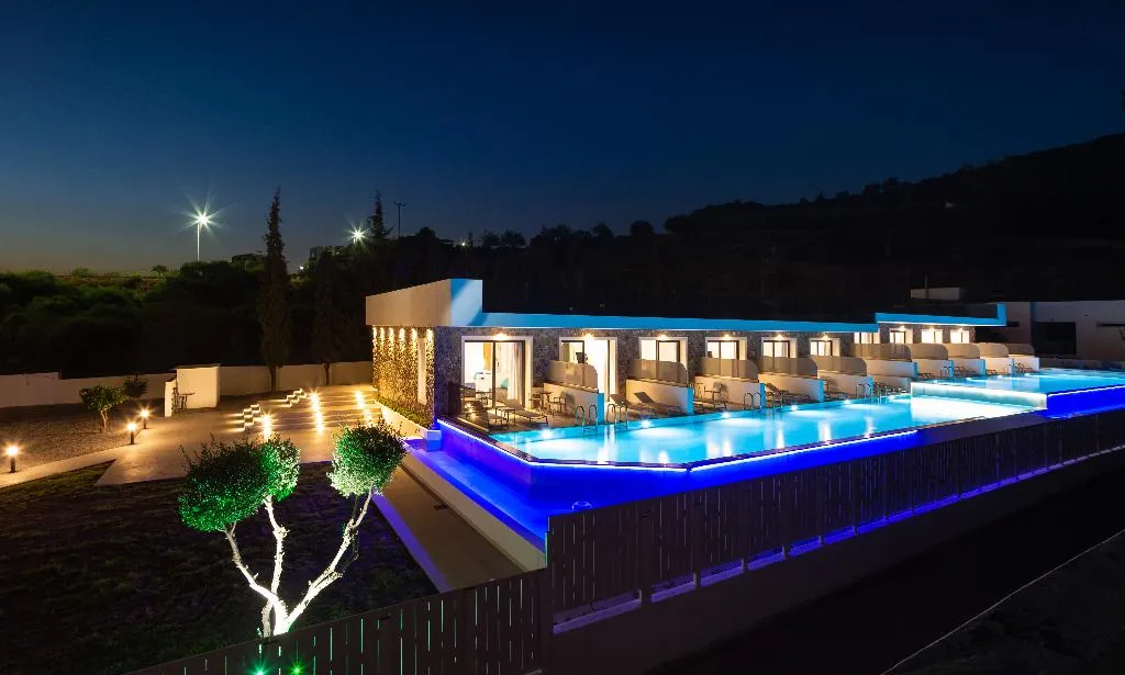 SUITE SUPERIOR WITH PRIVATE POOL Room, Zoes, Rhodes