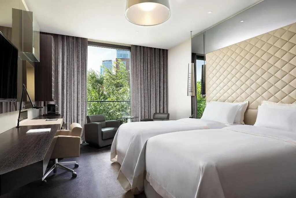 Room, Excelsior Hotel Gallia, a Luxury Collection Hotel, Milan