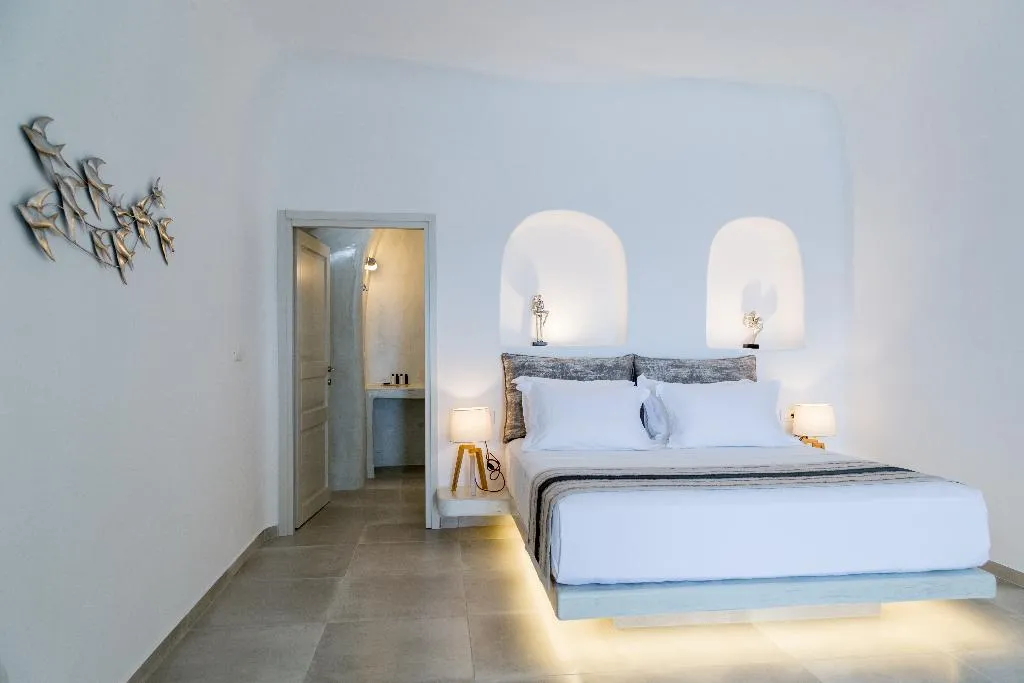 SUITE STANDARD Room, Adamant Suites, Santorini