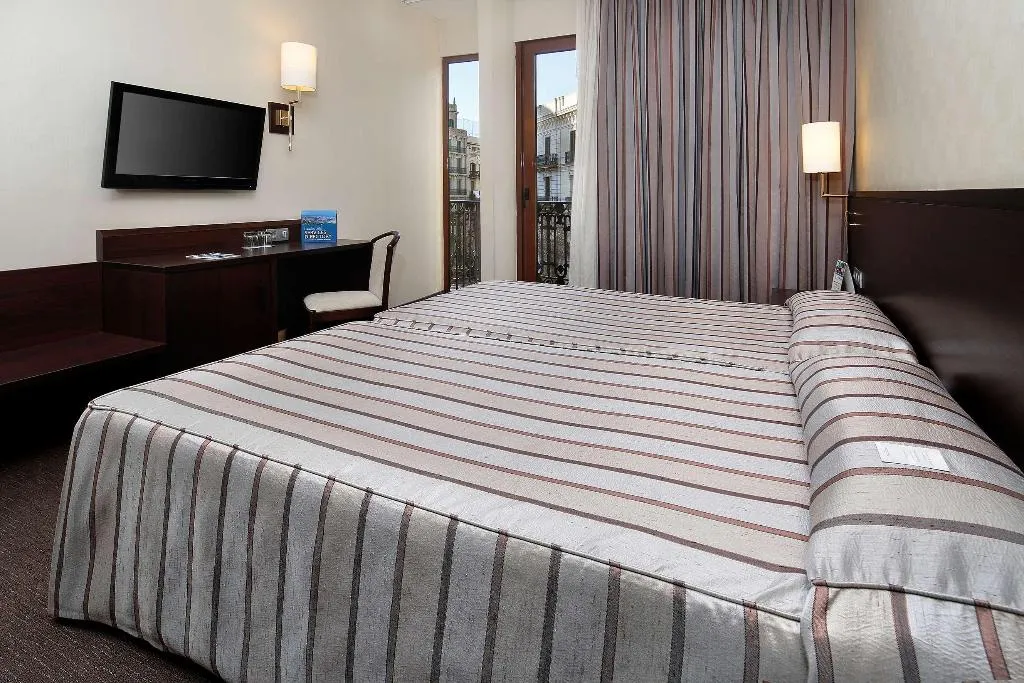 Room, Hcc Regente, Barcelona