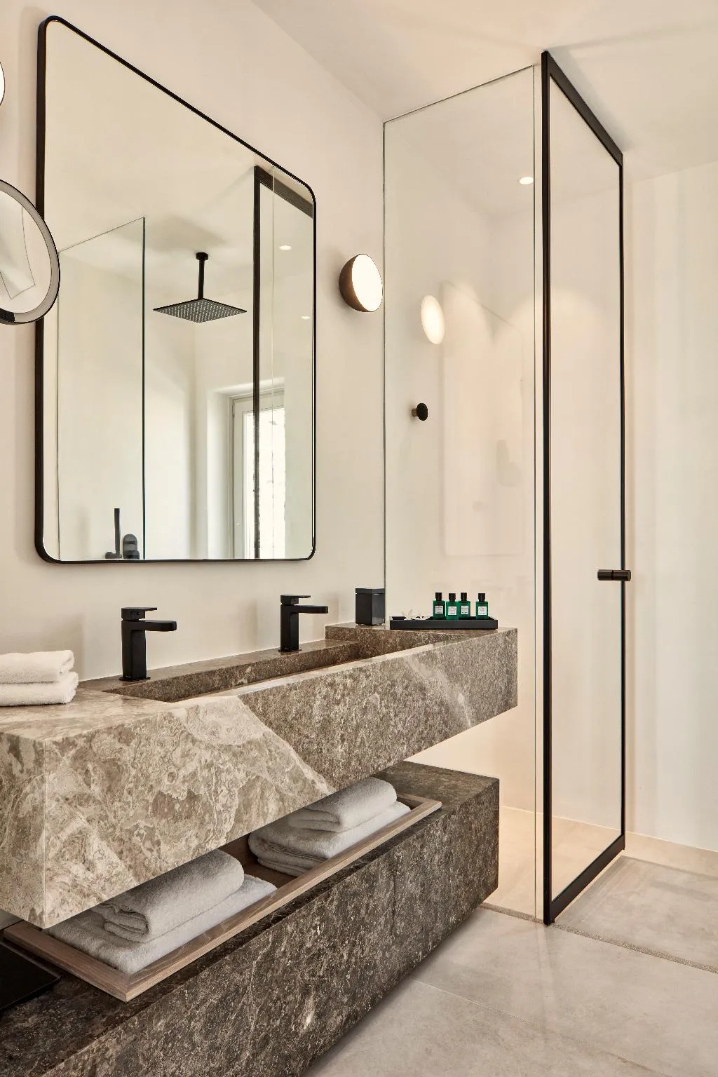 SUITE DELUXE Room, Canaves  Epitome, Santorini