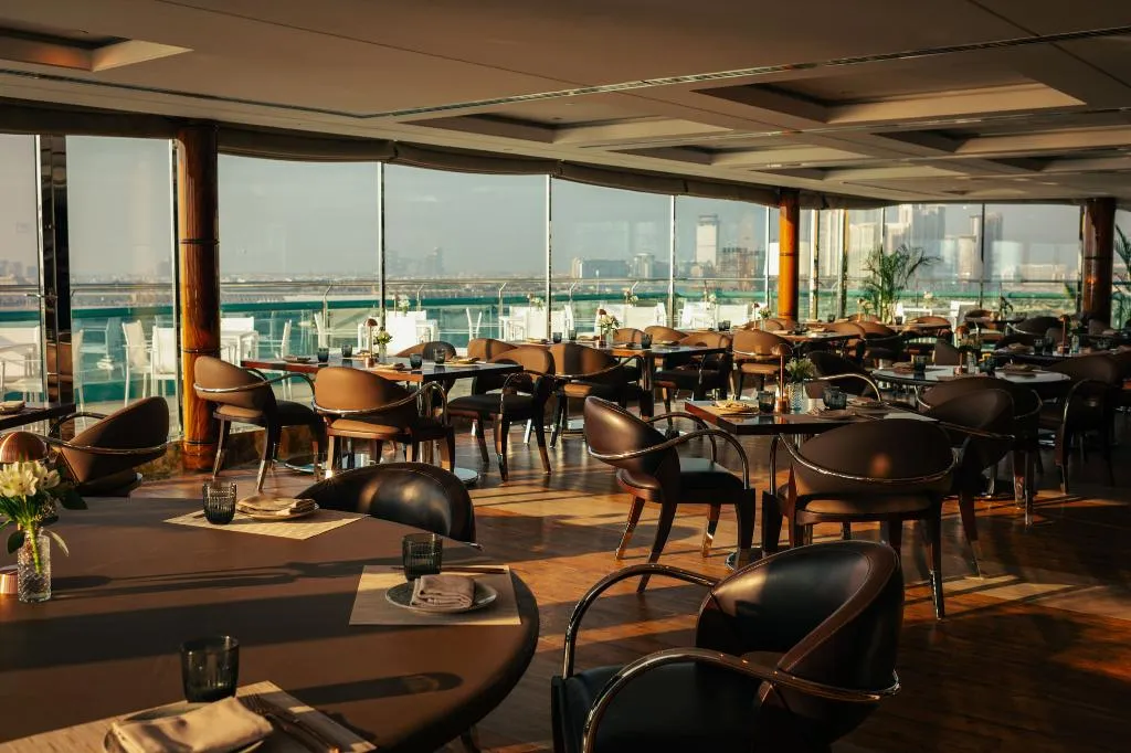 Restaurant, Hilton Dubai Jumeirah, Dubai