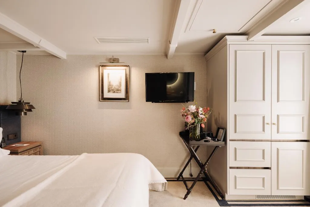 DOUBLE STANDARD Room, 717 Hotel, Amsterdam