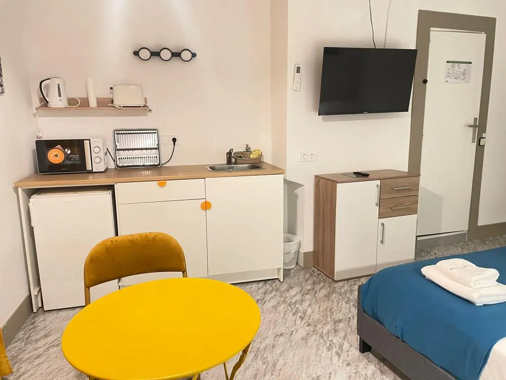 STUDIO WITH AIR CONDITIONING Room, Hotel Arganda, Madrid