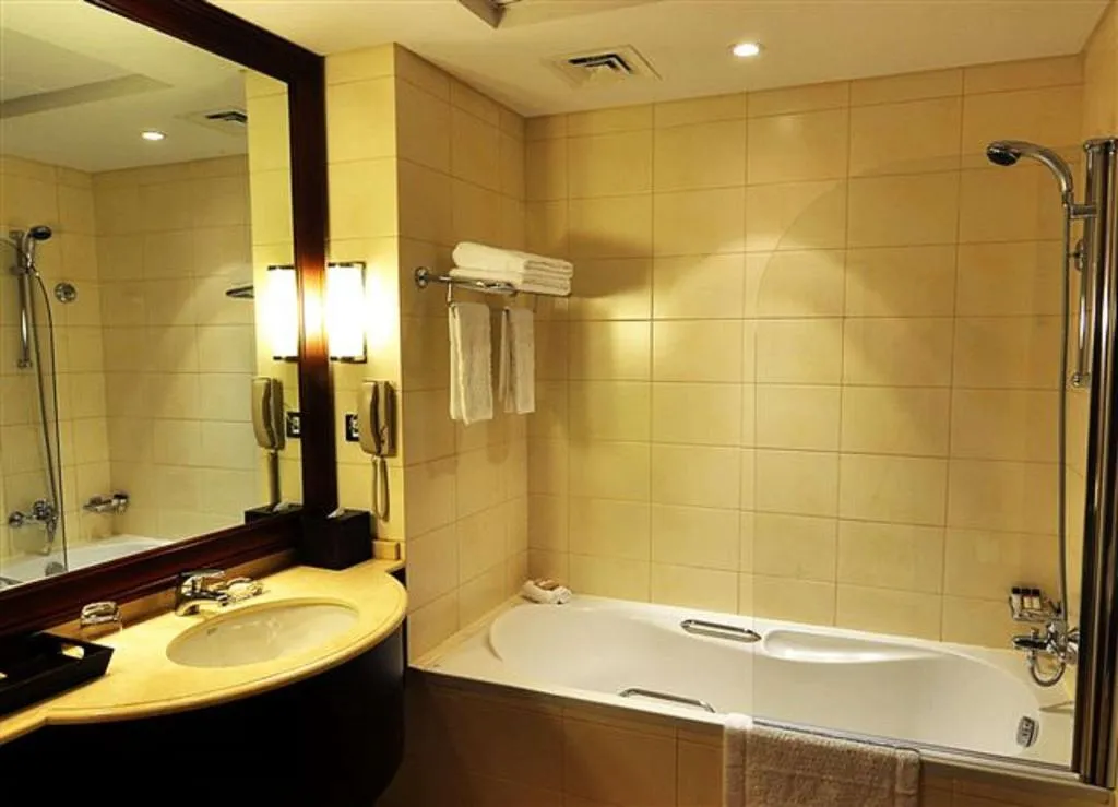 Room, Arabian Ranches Golf Club, Dubai