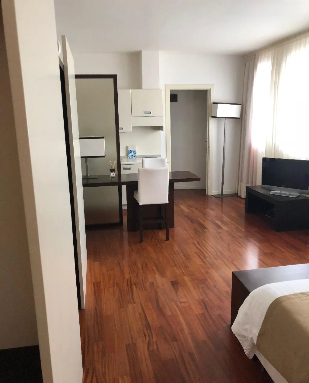 JUNIOR SUITE STANDARD Room, Eden Rock Resort, Florence