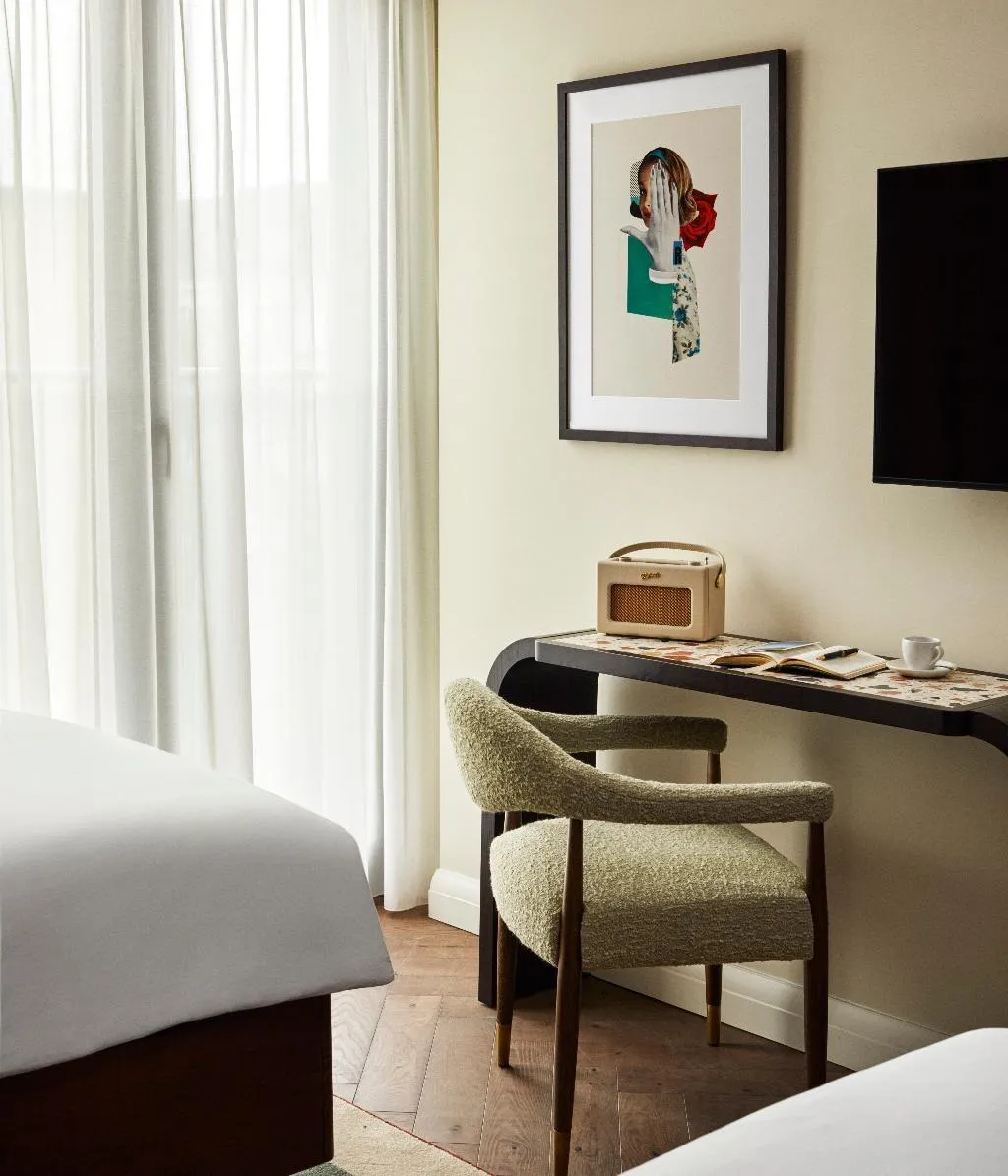 TWIN SUPERIOR Room, The Hoxton, Berlin, Berlin