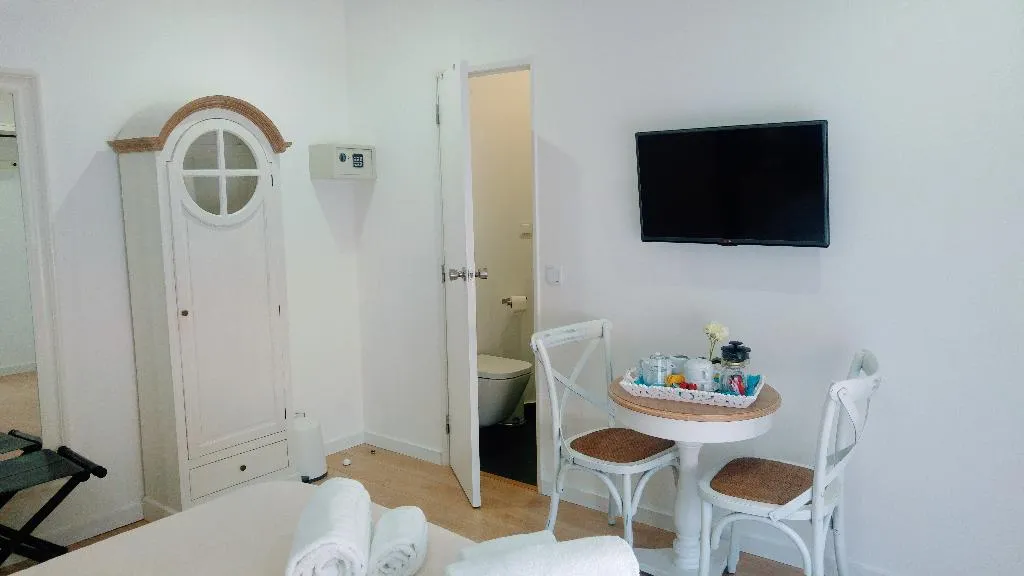 SUITE DELUXE Room, Lisbon Terrace Suites Guesthouse, Lisbon