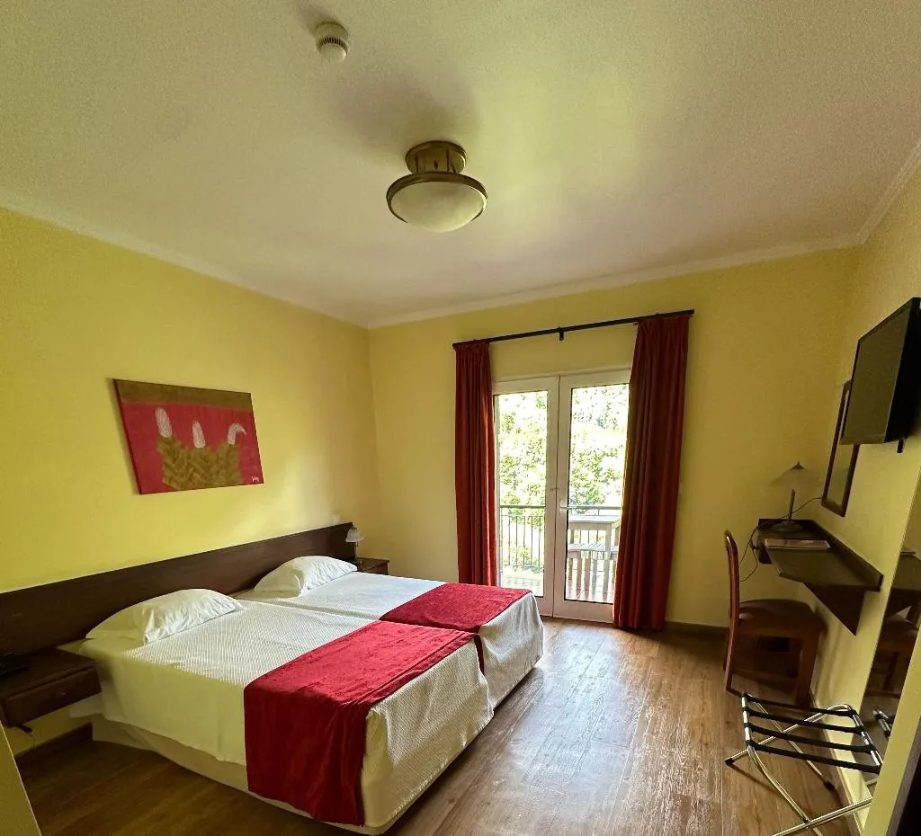 Double or Twin SUPERIOR Room, Valley View Hotel Encumeada, Madeira