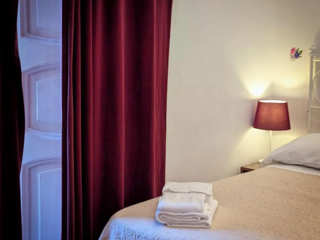 Room, La Locanda Dell Arte, Naples