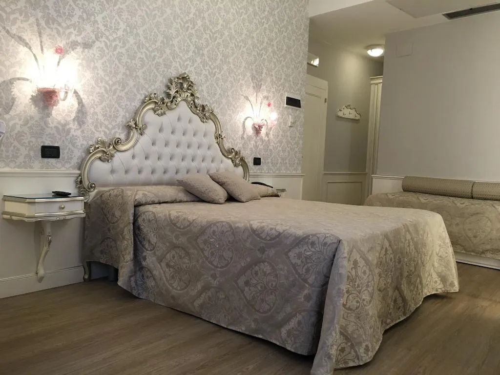 TRIPLE CLASSIC Room, Gorizia A La Valigia, Venice
