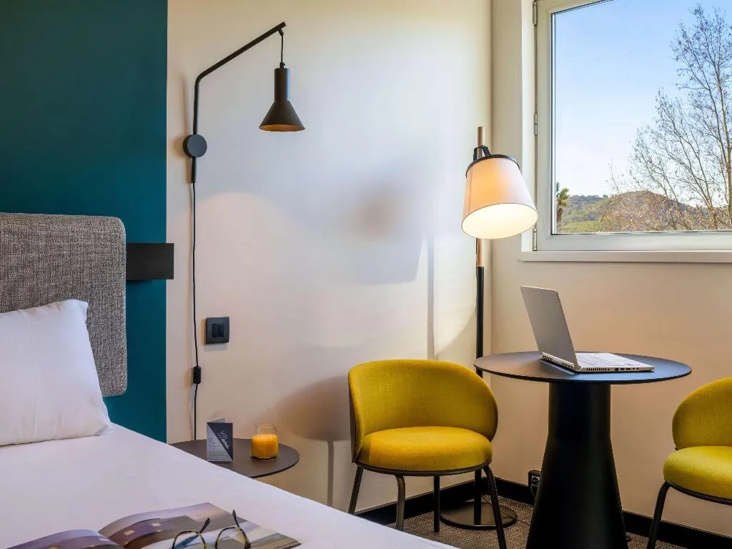 DOUBLE SUPERIOR Room, ibis Barcelona Aeropuerto Viladecans, Barcelona