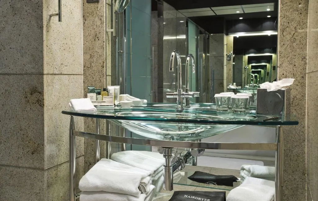 Room, Hilton Madrid Airport, Madrid