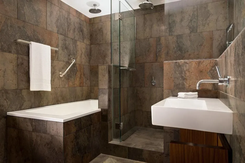 Room, Le Meridien Barcelona, Barcelona