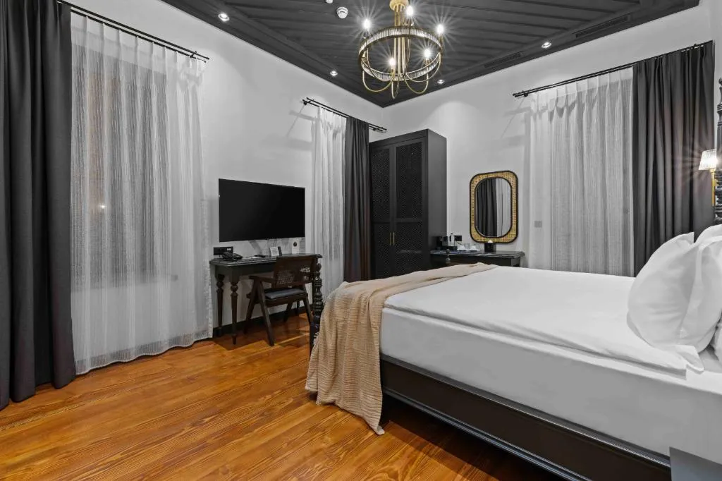 Room SUPERIOR WITH DOUBLE BED Room, Belmondo Suites Old Town Antalya, Antalya