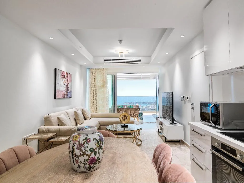 APARTMENT LUXURY Room, The Tower at St Raphael Resort, Cyprus