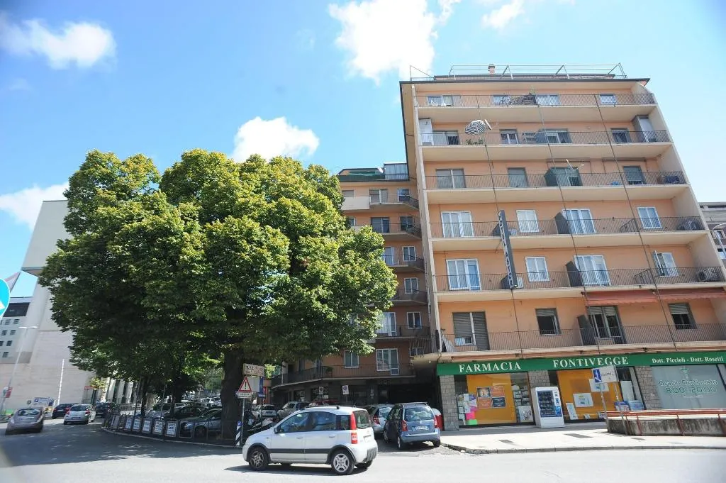 Terrace, Astor, Perugia