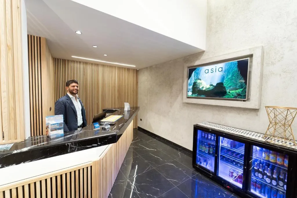 Lobby, P.c Boutique La Loggia, Naples