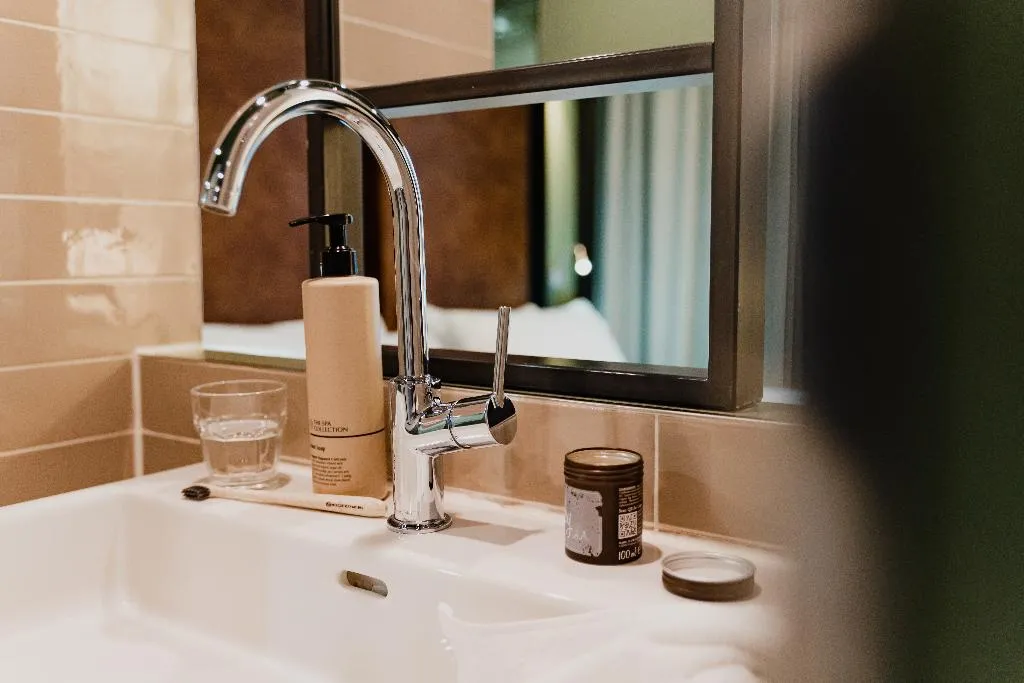 DOUBLE STANDARD Room, Hotel De Hallen, Amsterdam
