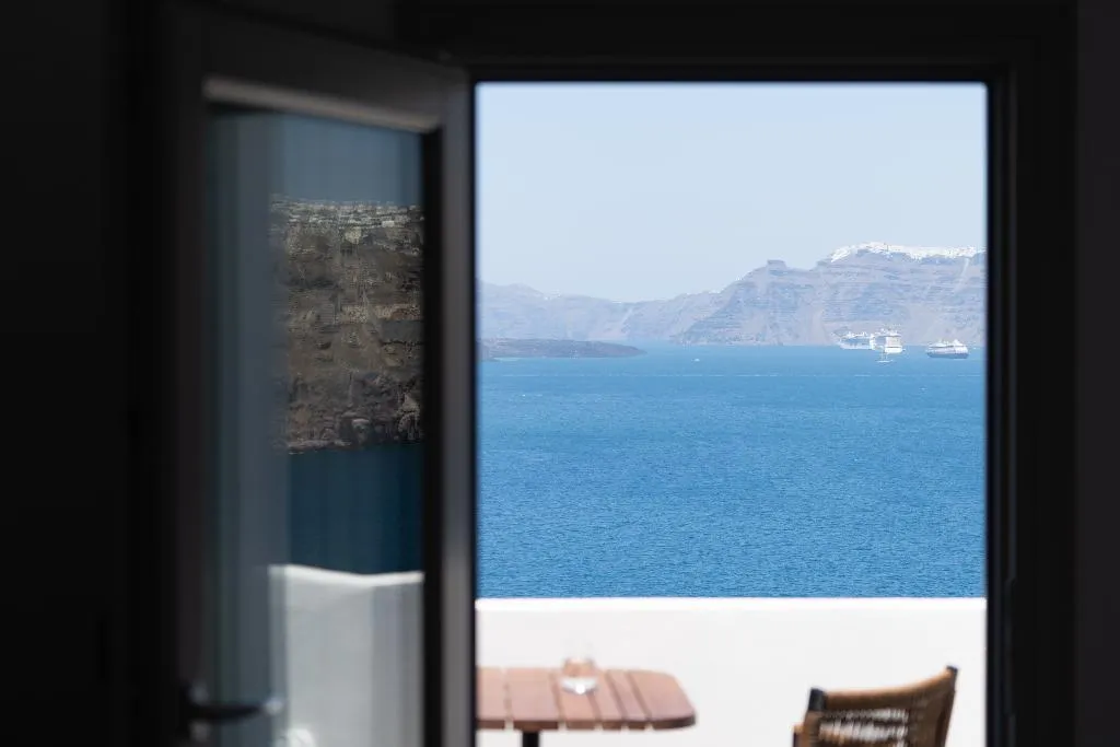 Double or Twin SUPERIOR WITH VIEWS Room, Goulielmos Hotel & Spa, Santorini