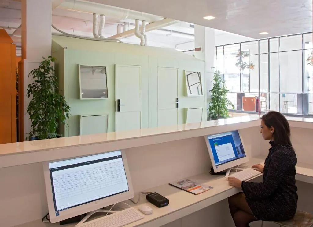 Lobby, Bed and Boarding - Hostel, Naples