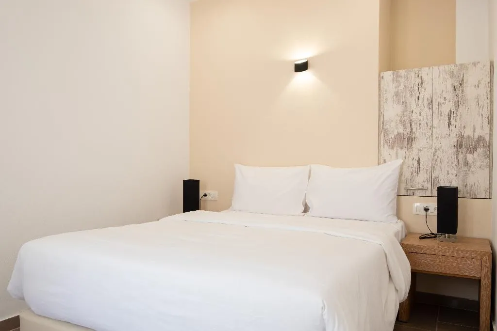 APARTMENT ONE BEDROOM Room, Tristhenia Hotel, Santorini