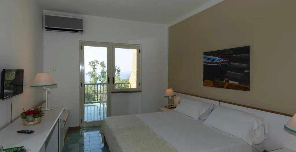 DOUBLE WITH TERRACE Room, Hotel & Resort Torre Normanna, Palermo
