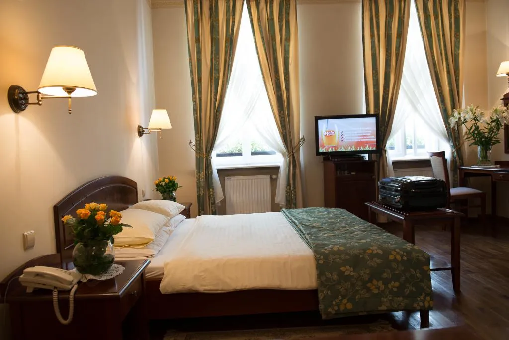 DOUBLE STANDARD Room, Aparthotel Karmel, Krakow