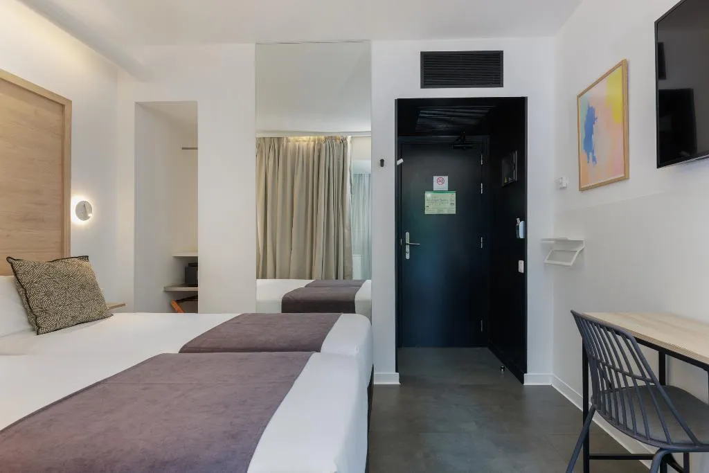 DOUBLE INNER Room, Casa Lit Barcelona, Barcelona