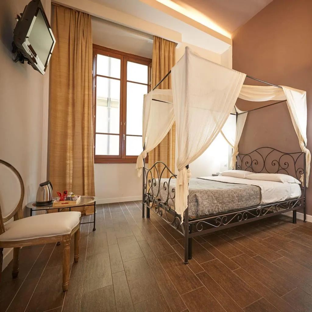 Room, B&B Le Stanze Del Duomo, Florence
