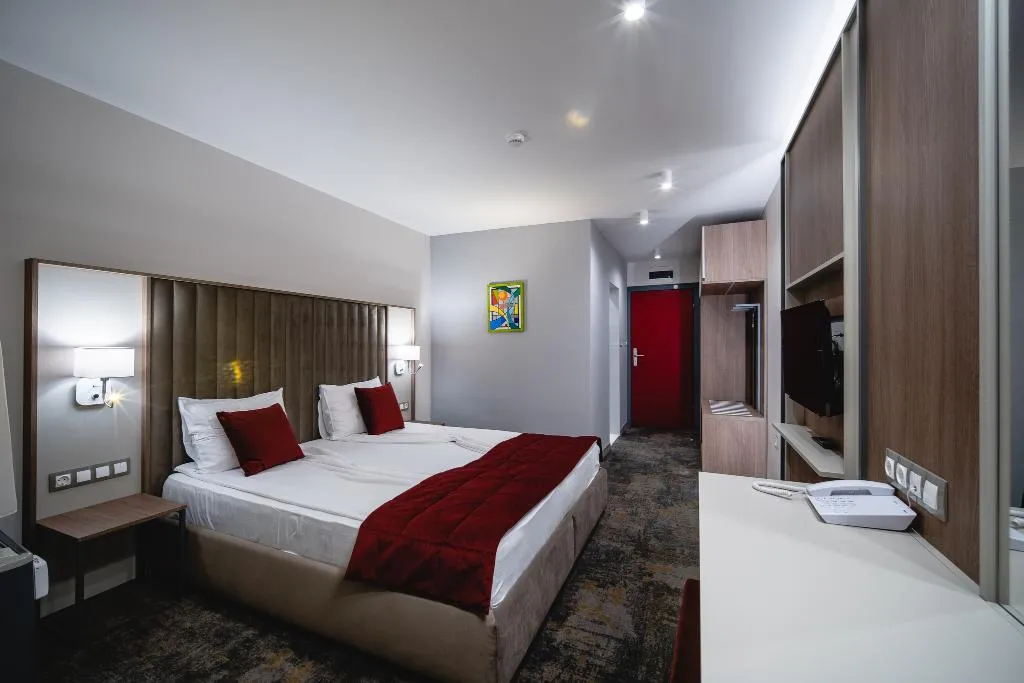 DOUBLE DELUXE SEA VIEW Room, Saint George hotel & Spa, Bourgas