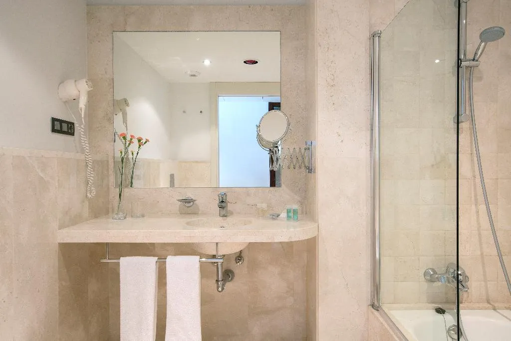 Double or Twin STANDARD Room, Hipotels  Playa La Barrosa, Costa De La Luz