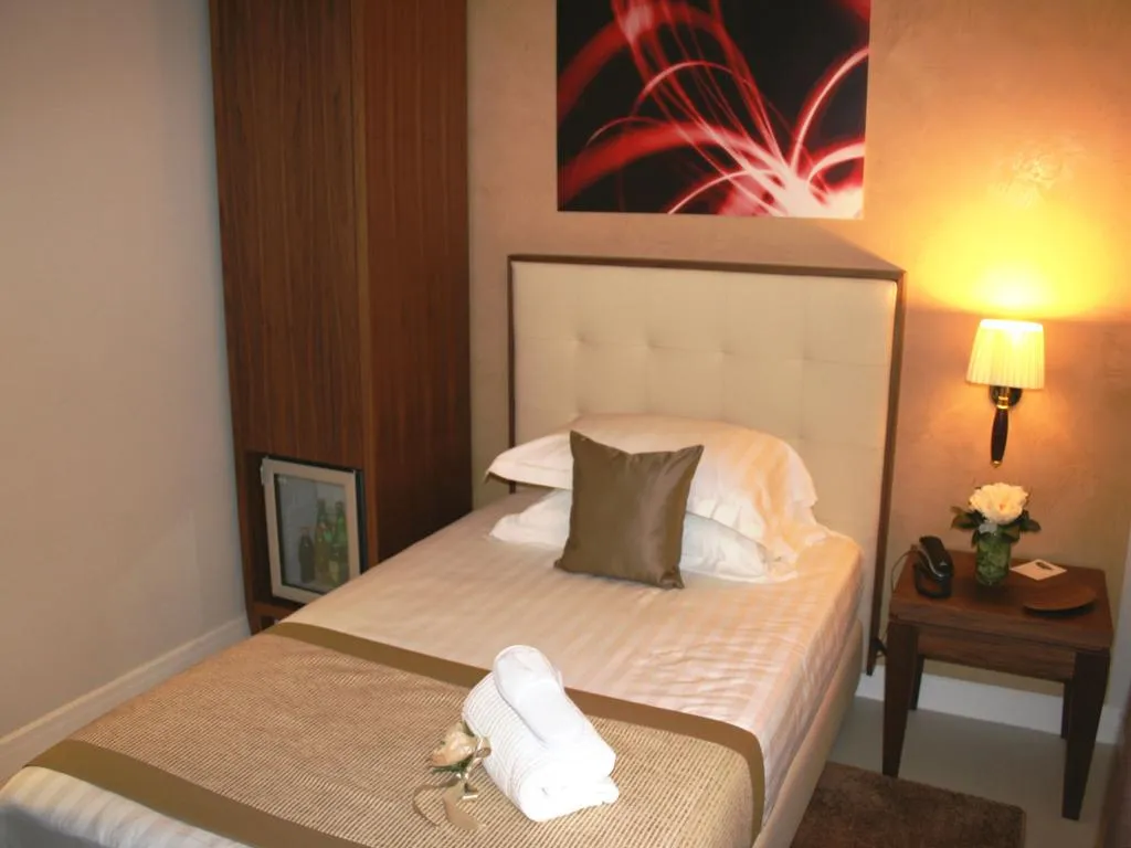 SINGLE STANDARD Room, Hotel San Pietro, Naples