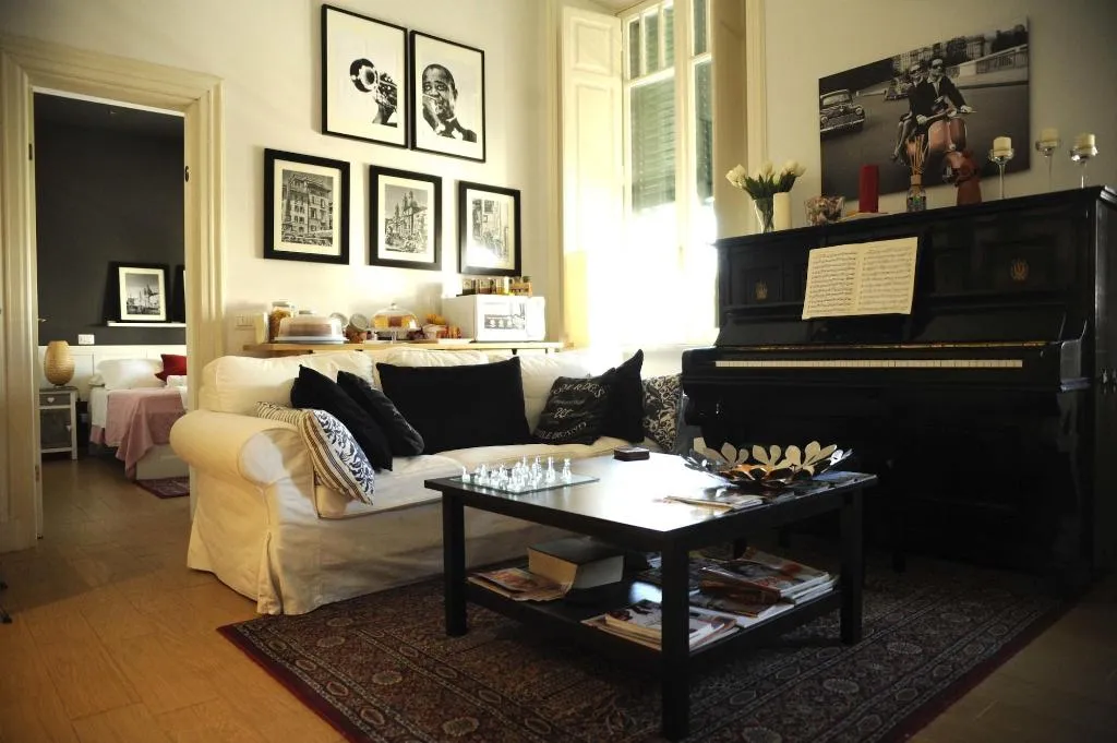 Lobby, Pigneto Luxury Rooms, Naples