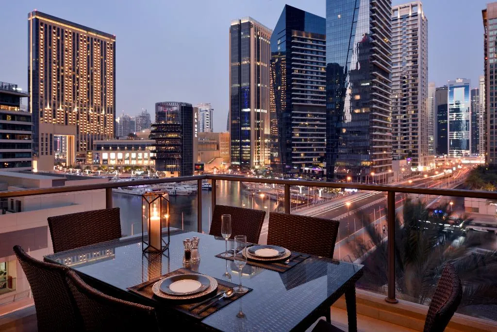 Terrace, Dream Inn Dubai Apartments-Al Sahab, Dubai