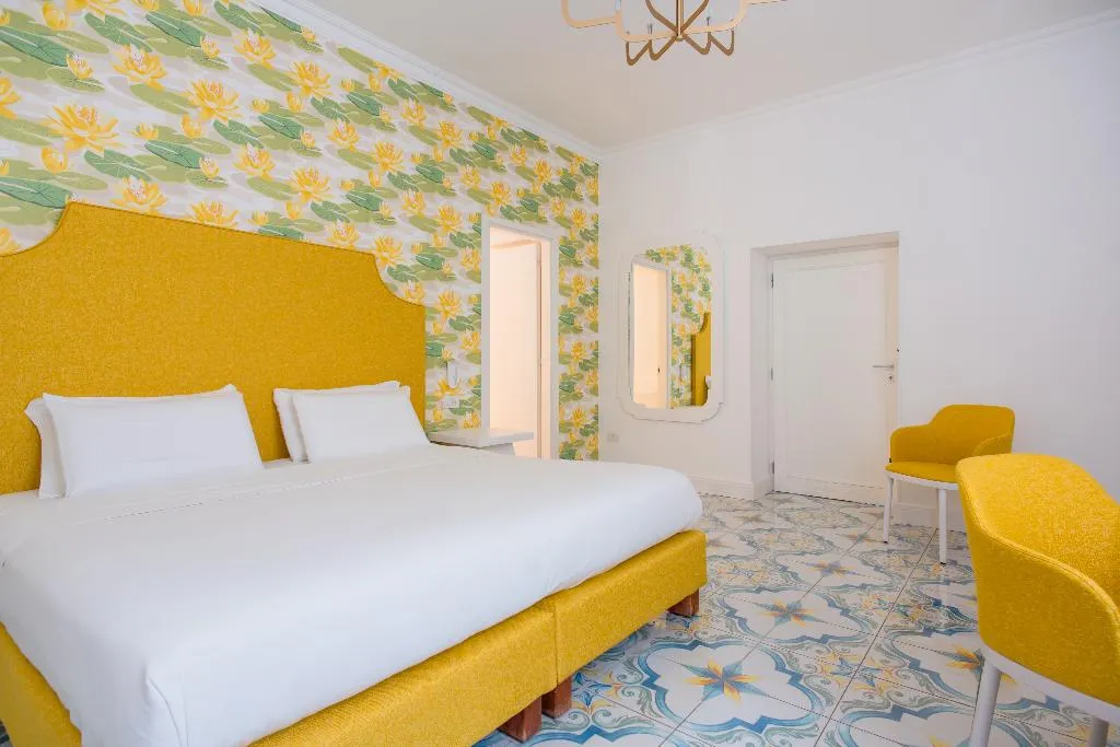 Room, Relais Correale Rooms&Garden, Naples