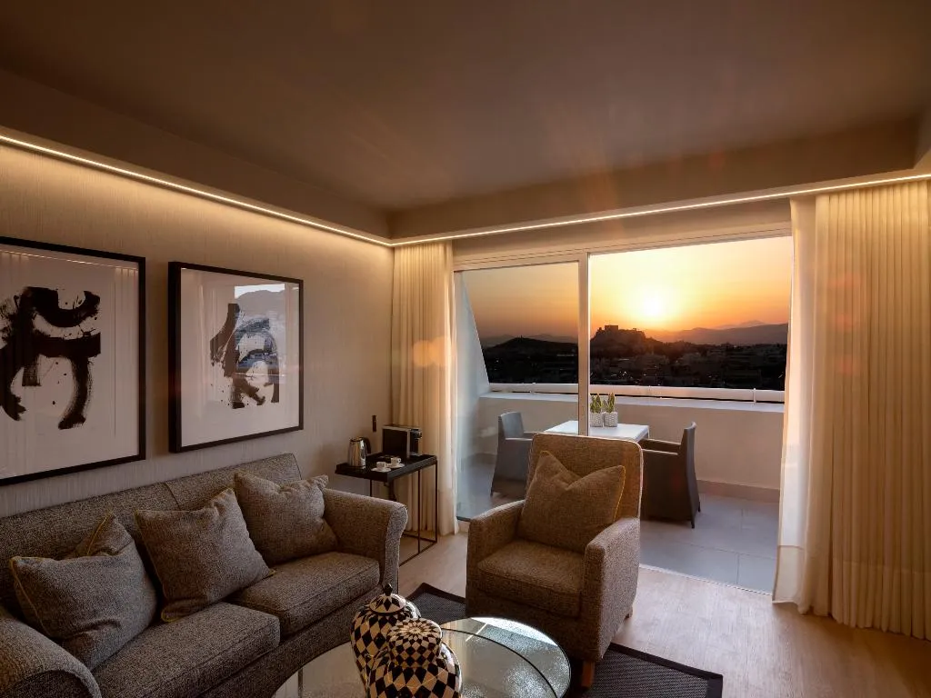 SUITE WITH VIEWS Room, Divani Caravel, Athens