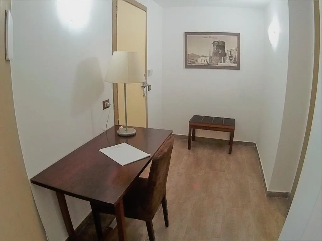 TRIPLE STANDARD Room, Cristal Hotel Palermo, Palermo