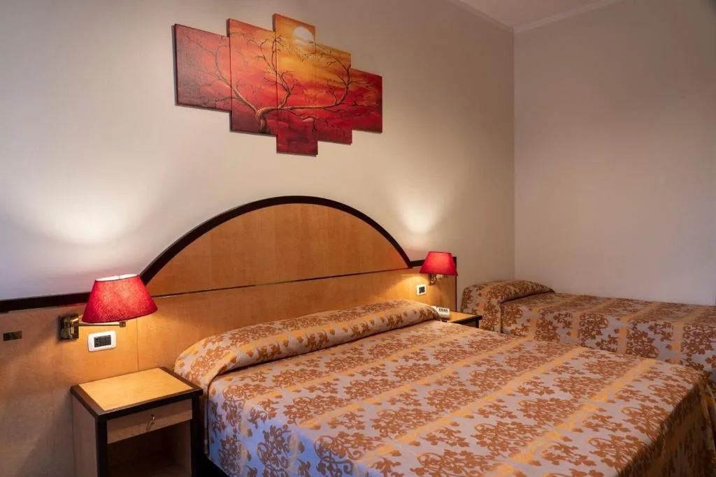 Room, H&L Hotel, Milan