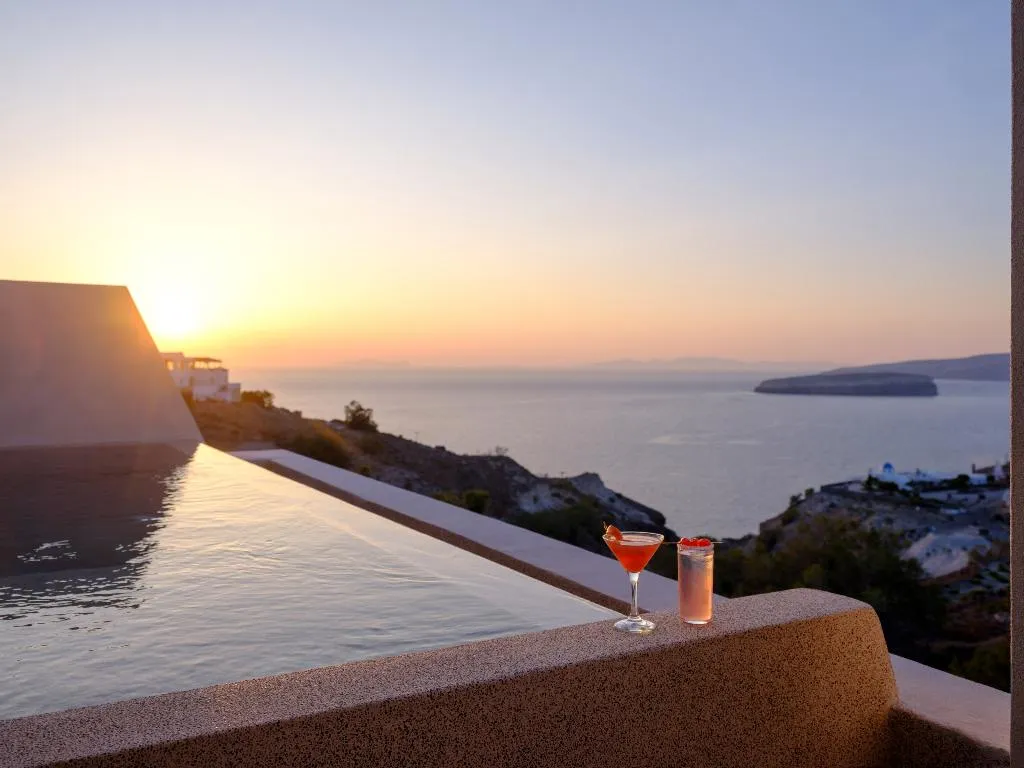 SUITE SEA VIEW Room, Potnia Theron Suites, Santorini