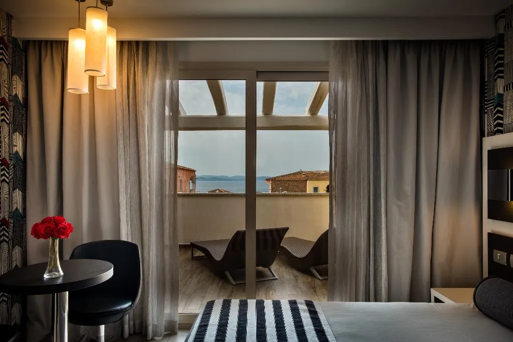 DOUBLE DELUXE Room, Grand Hotel Resort Ma&Ma - Adults Only, Olbia