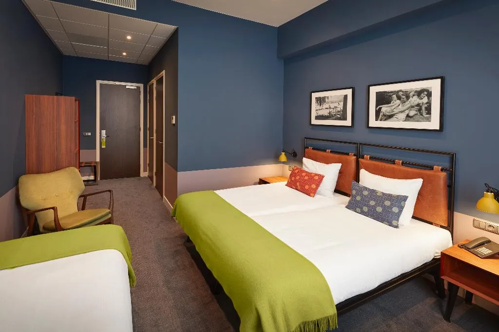 TRIPLE STANDARD Room, Hotel Lion d'Or, Amsterdam